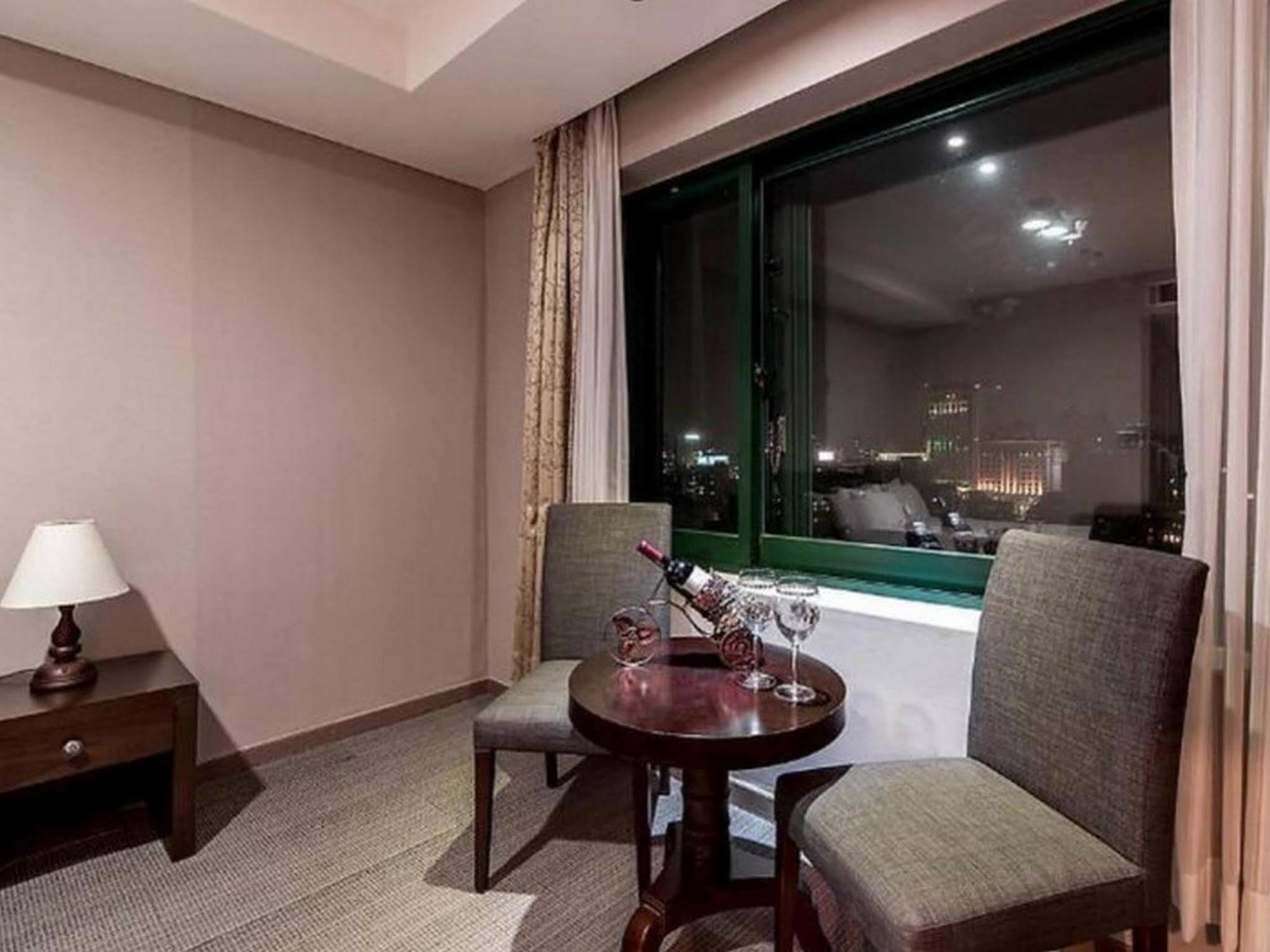 New Hilltop Hotel Seul Exterior foto